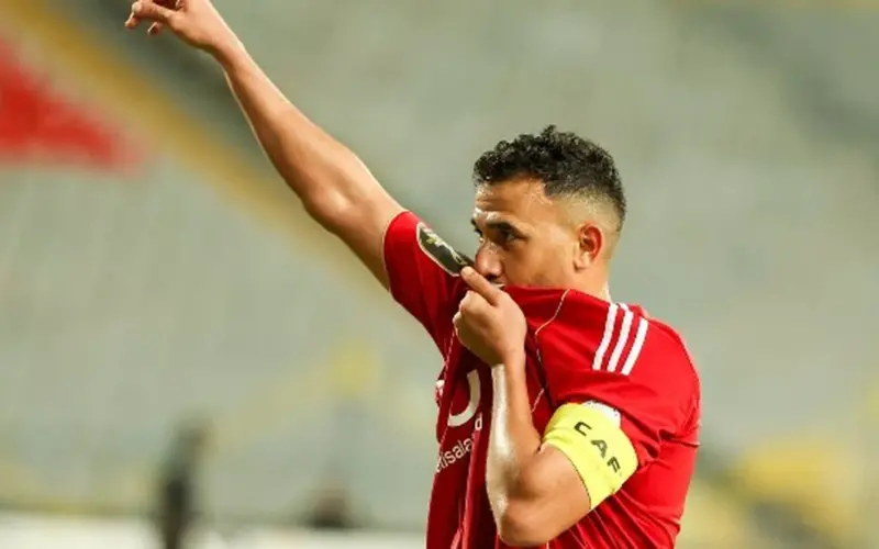 مليون دولار لا تكفي.. كيف تعطل الخلافات المالية انتقال تريزيجيه إلى الدوري السعودي؟